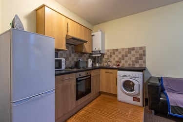 2 bed house, Richmond Road, Plasnewydd, Cardiff, CF243BX - Image 2